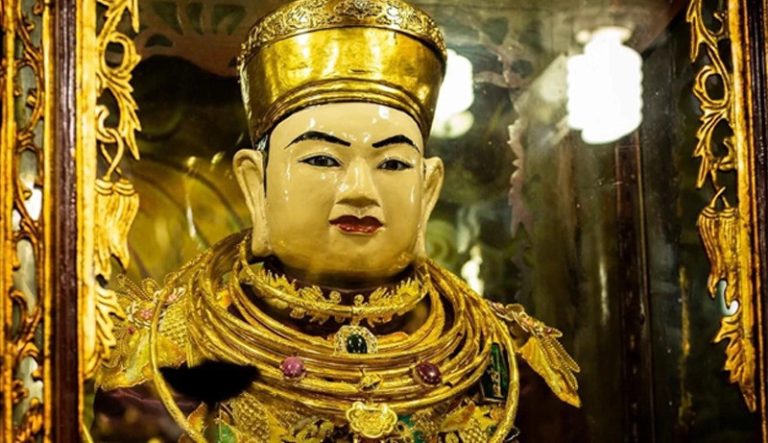 Ông Hoàng Bảy vị Thần Thánh Bảo Hộ Biên Cương
