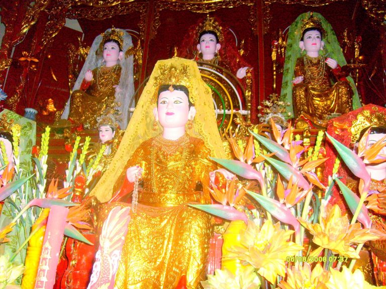 Mẫu Thượng Ngàn là Vị Thánh Mẫu Thiêng Liêng của Rừng Núi